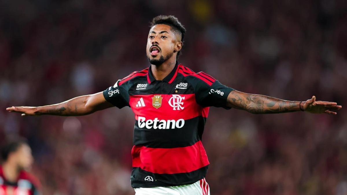 Bruno Henrique deve iniciar clássico contra o Vasco no banco de reservas do Flamengo