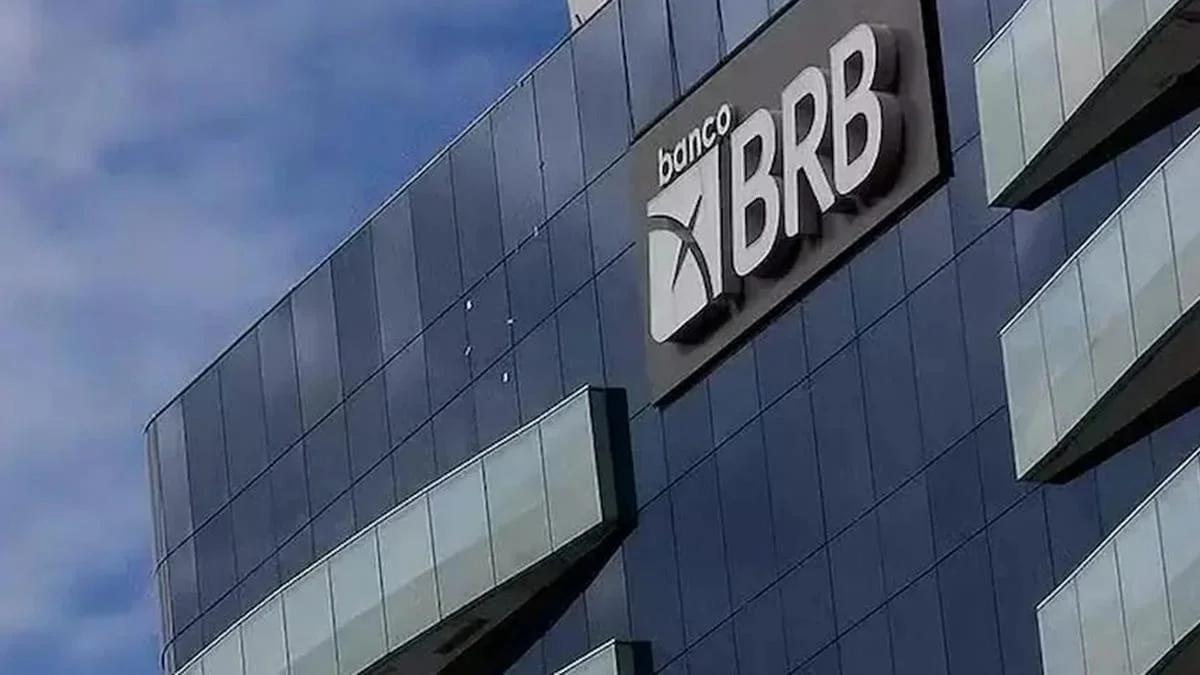 Ex-presidente do BRB aponta ordem de Ibaneis Rocha sobre banco Master